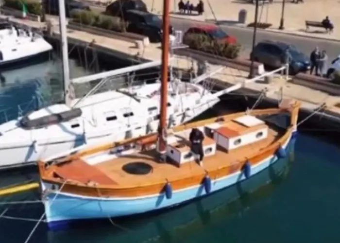 Le Bougainvillea ゲストハウス ラ・マッダレーナ