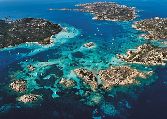 ゲストハウス Le Bougainvillea ラ・マッダレーナ